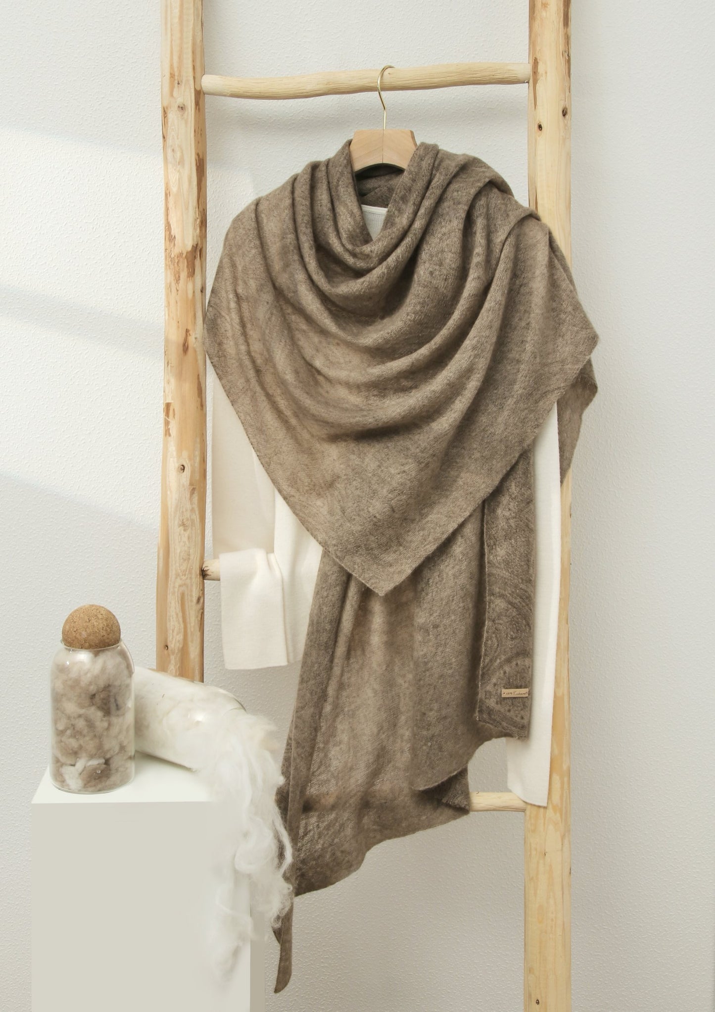 Jacquard Woven Pure Cashmere Scarf